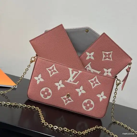 VUITTON LOUIS POCHETTE FÉLICIE 0430